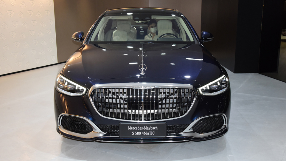 让有钱人都会假装拥有的车 迈巴赫s580到底有什么魔力?