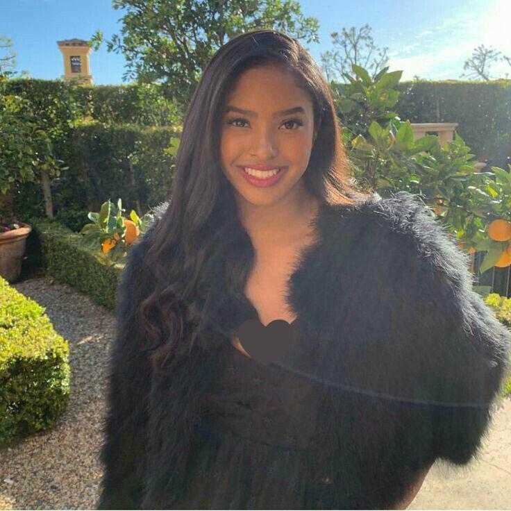 科比瓦妮莎科比和他老婆