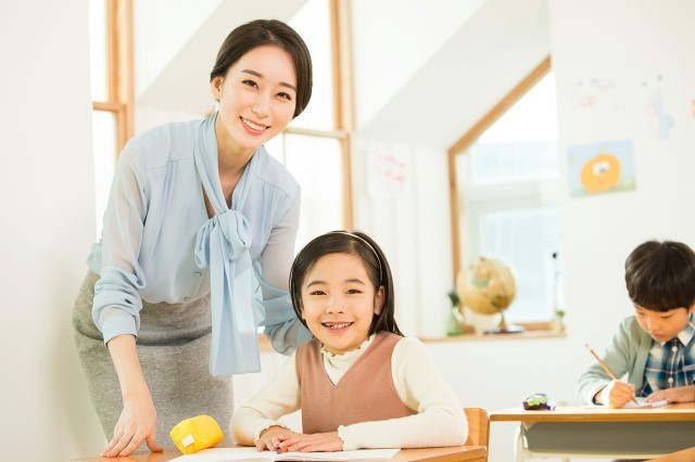 离婚警句：宁要讨饭的娘，不要当官的爹