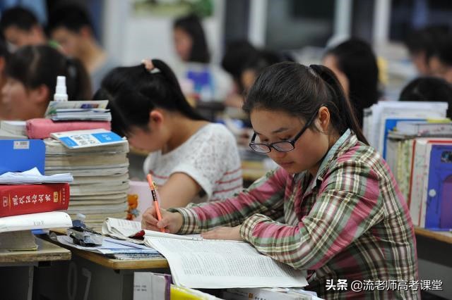 新高考3+1+2选科，“历化生”真是最差组合吗？高中老师说出实情