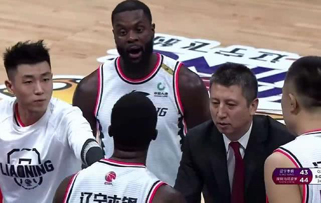 cba巴斯是nba哪个队的(巴斯35岁生快！从NBA流浪汉到辽宁首冠功臣 这是他CBA最后一季吗)