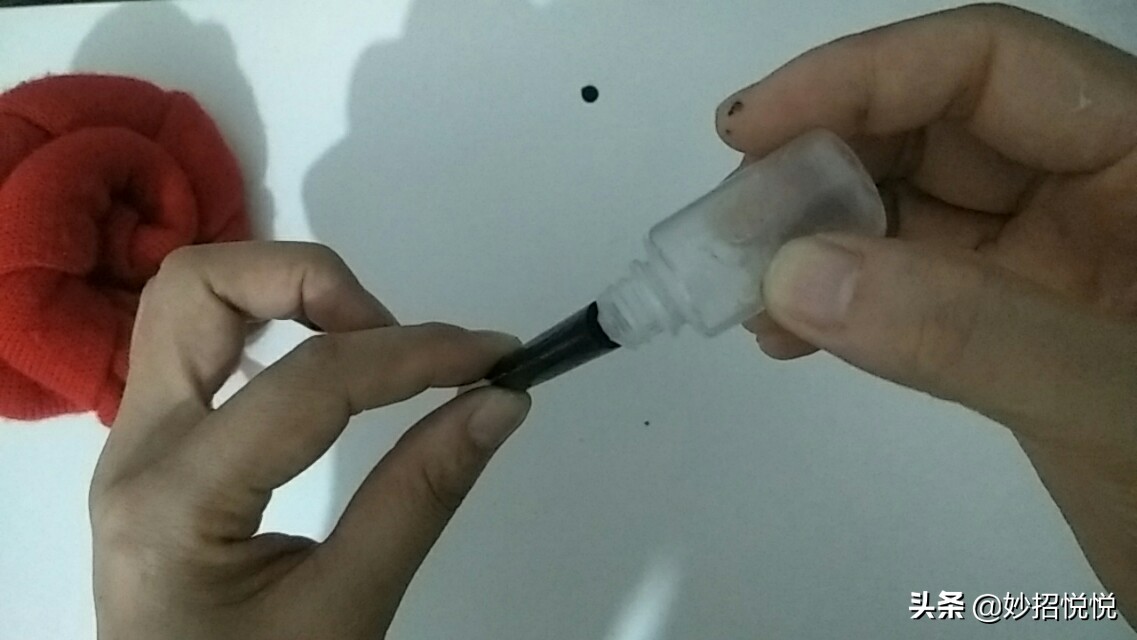 记号笔，马克笔，眼线笔，水彩笔写不出都不要着急扔，这招可复原