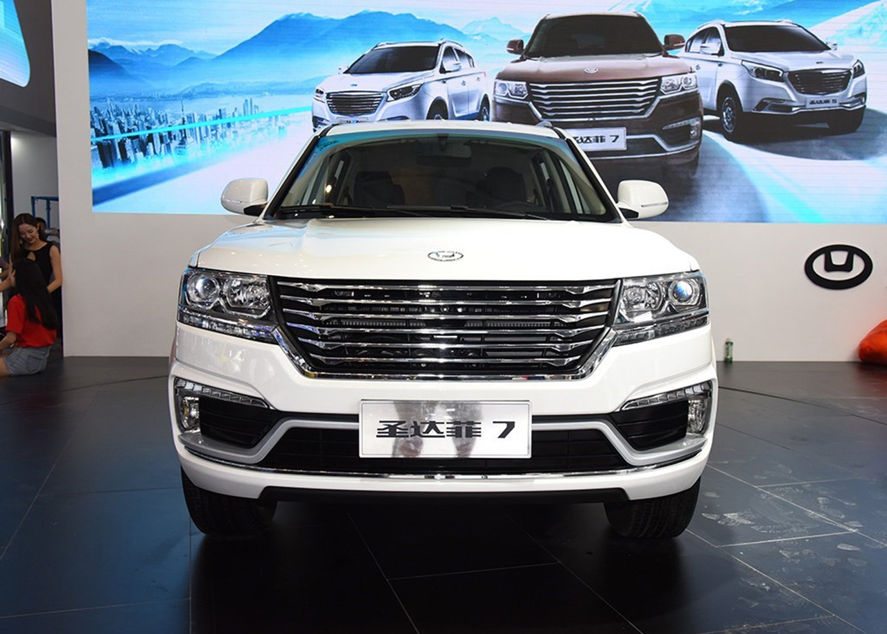 华泰圣达菲7,如果从尺寸动力看,性价比还不错,但品牌差些