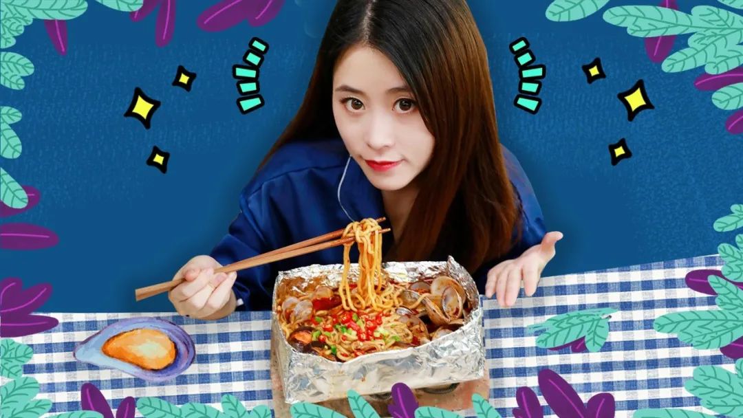 凭自己努力走红的8位女网红，一个比一个拼，有人因一条裙子爆火
