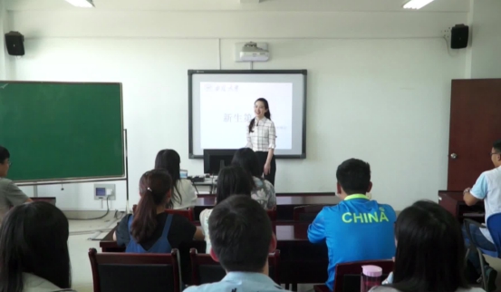 大学毕业生想“留校任教”，至少需要满足3个条件，不然很难实现