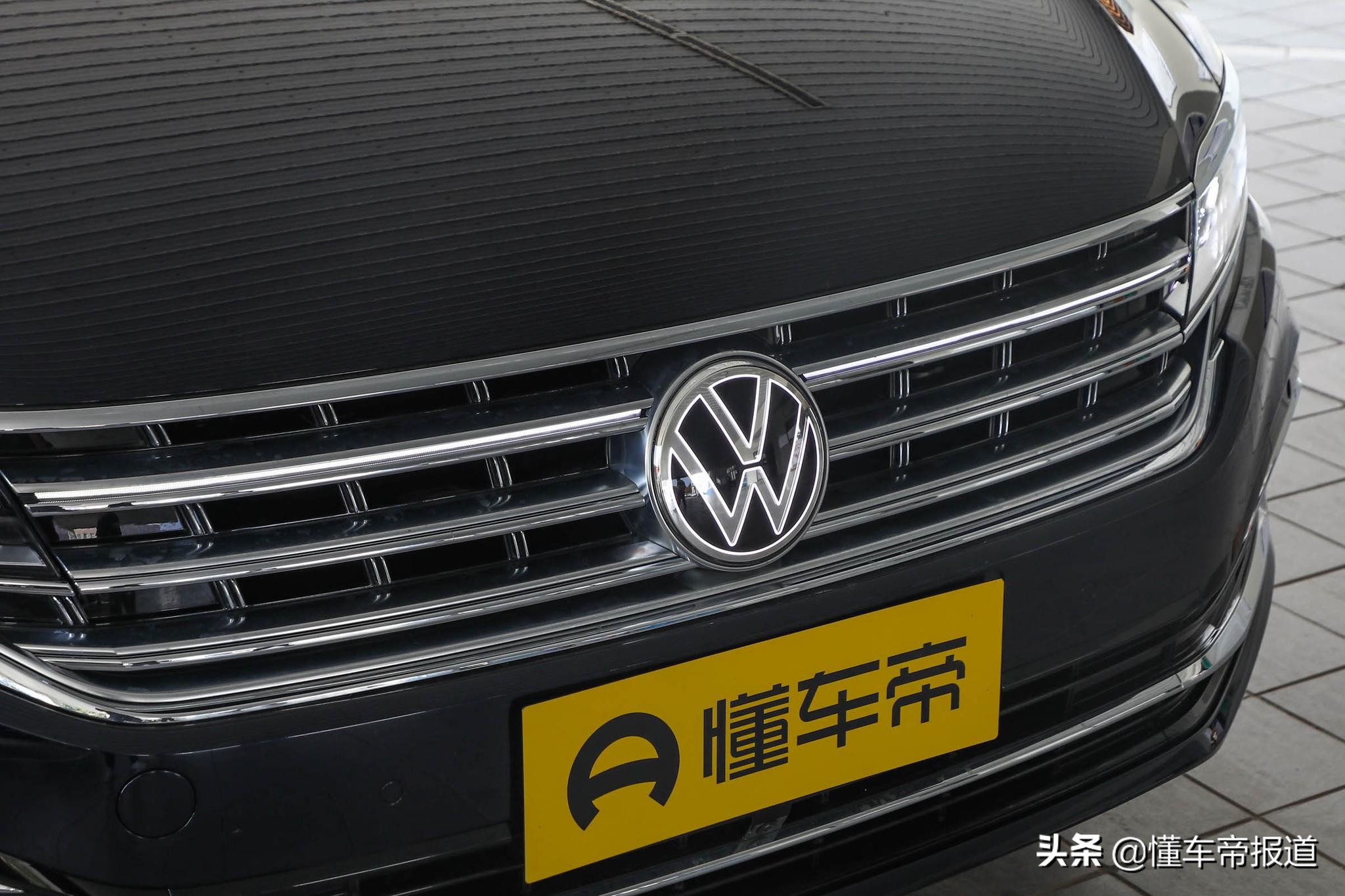 新车 |最“高级”大众轿车上市，对标奥迪A6L，车尾带字母