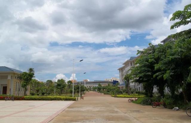 这三所海南的公办院校十分优秀，发展速度迅猛，综合实力连年提高