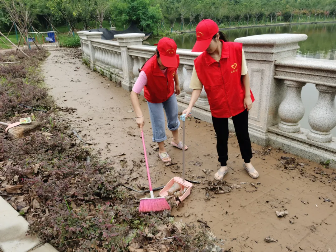 农大人的身影在前，我们“豫”难而上