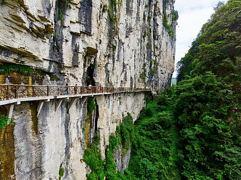 湖北一旅游景区走红，集有8大特色景观，景色秀丽门票80