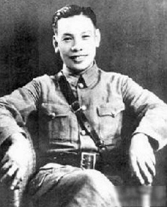 康泽，围困共产党，杀害革命区域内百万余人，毛泽东为何不杀他？