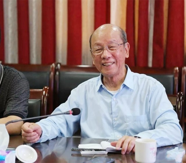 退休前后的朱镕基：一个老党员的党性
