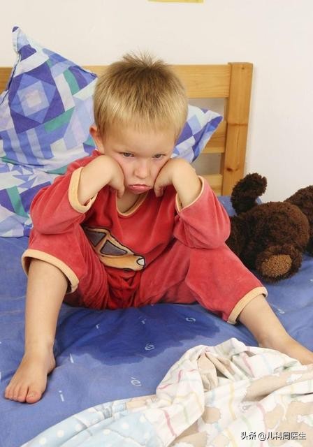 孩子长大了还“尿床”？医生说这是病，遗尿症？来吧告诉你怎么办