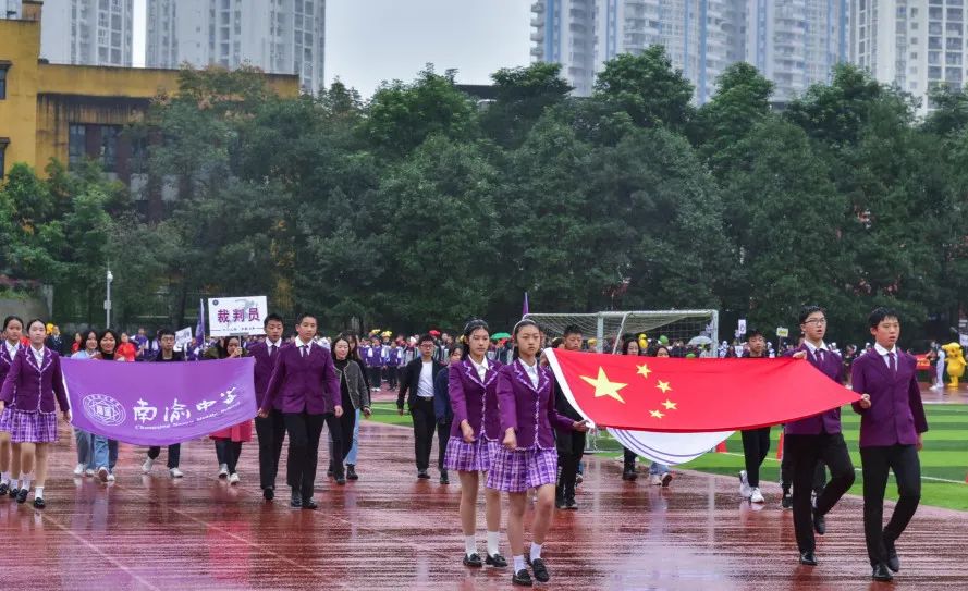 哪家校服最好看？重庆40所中学校服欣赏