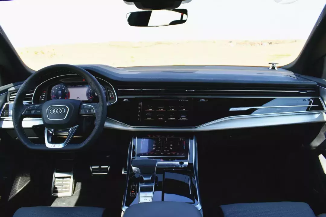 最个性的旗舰：试驾奥迪Q8，感受特立独行的魅力