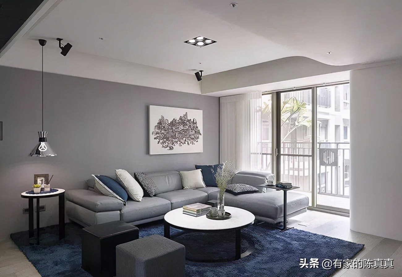 廈門裝修公司排名前十，客廳如何設計更加實用？