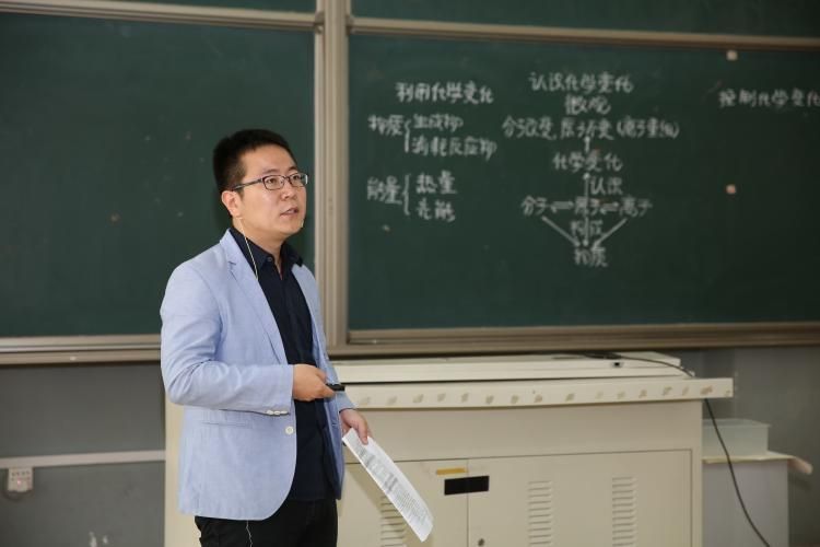 八省新高考第一年，考生后知后觉，原来化学并不是“血亏”科目