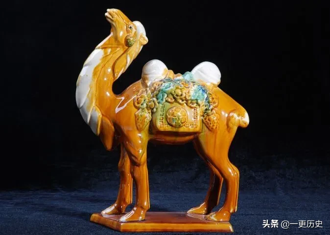 中国陶器的鼎盛,细说唐三彩的文化价值