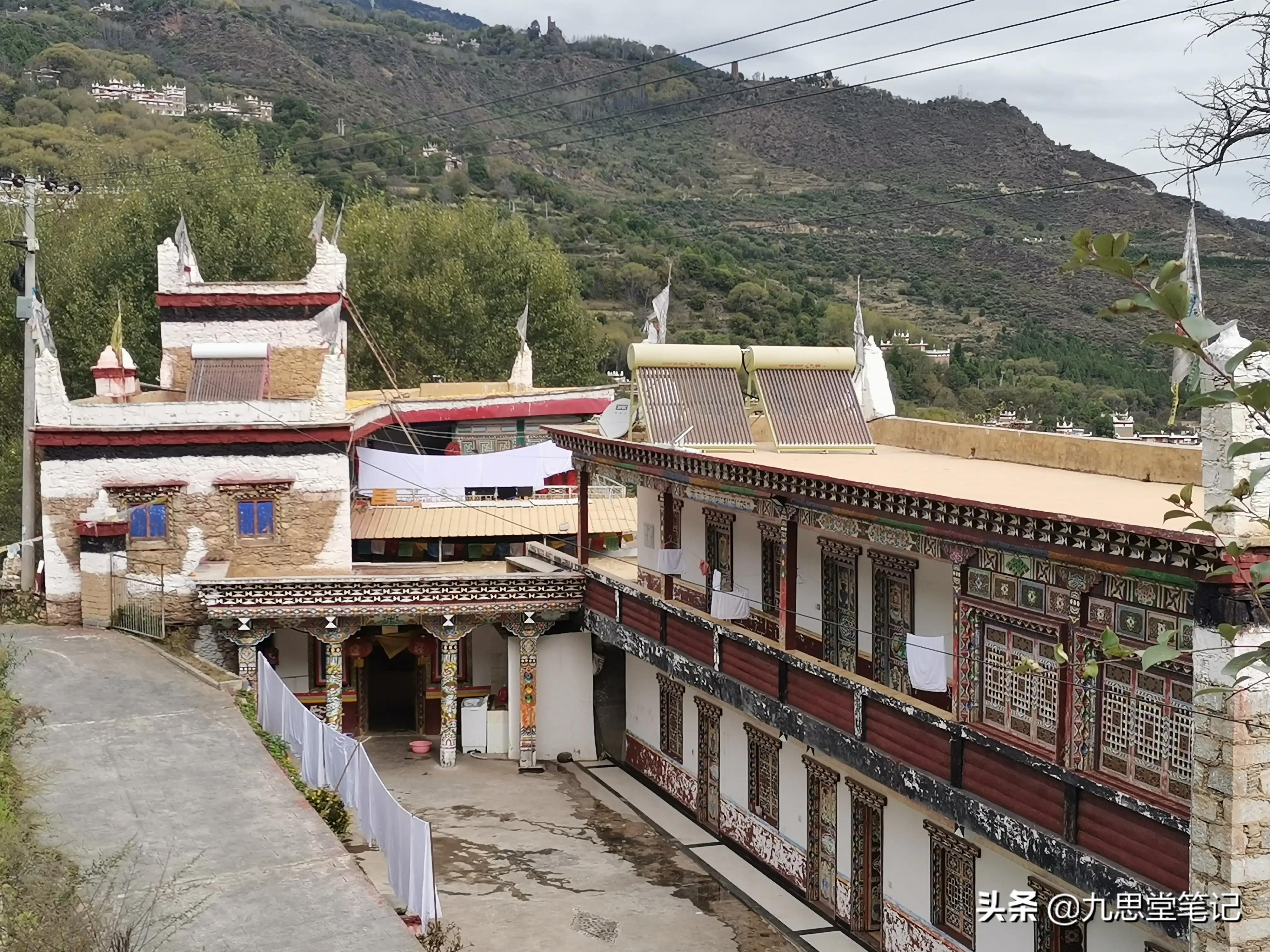 无边风景在路上；十月中下旬川西小环线，拍摄的唯美照片精选合集
