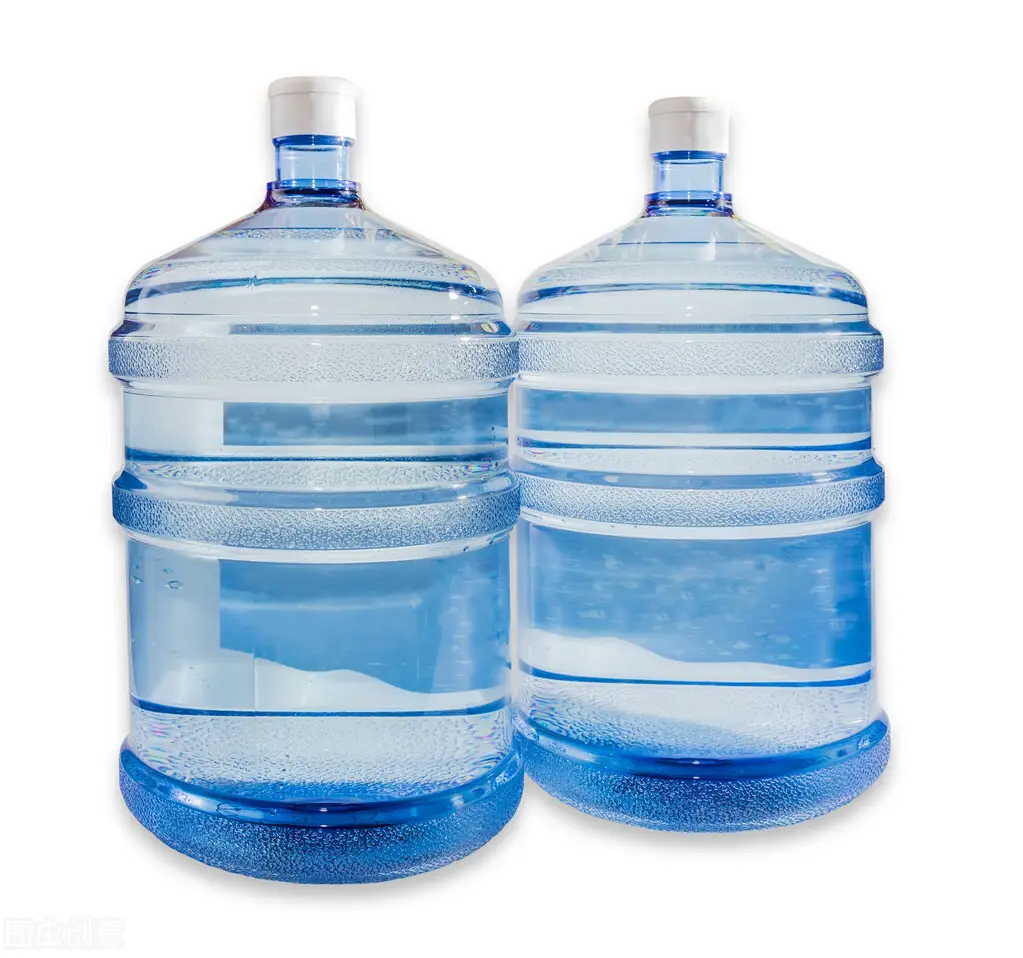 小区里的自动售水机（小区售水机利润有多大）