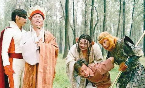 出轨被绿、骂保安、没戏拍，《魔幻手机》13年，演员一个比一个惨