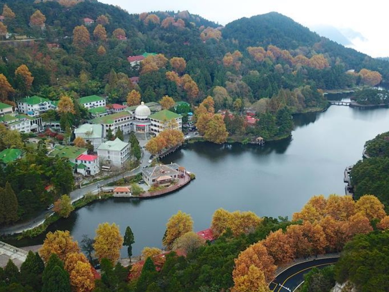 我国著名的四大名山，爬过两座算合格，全部去过就厉害了