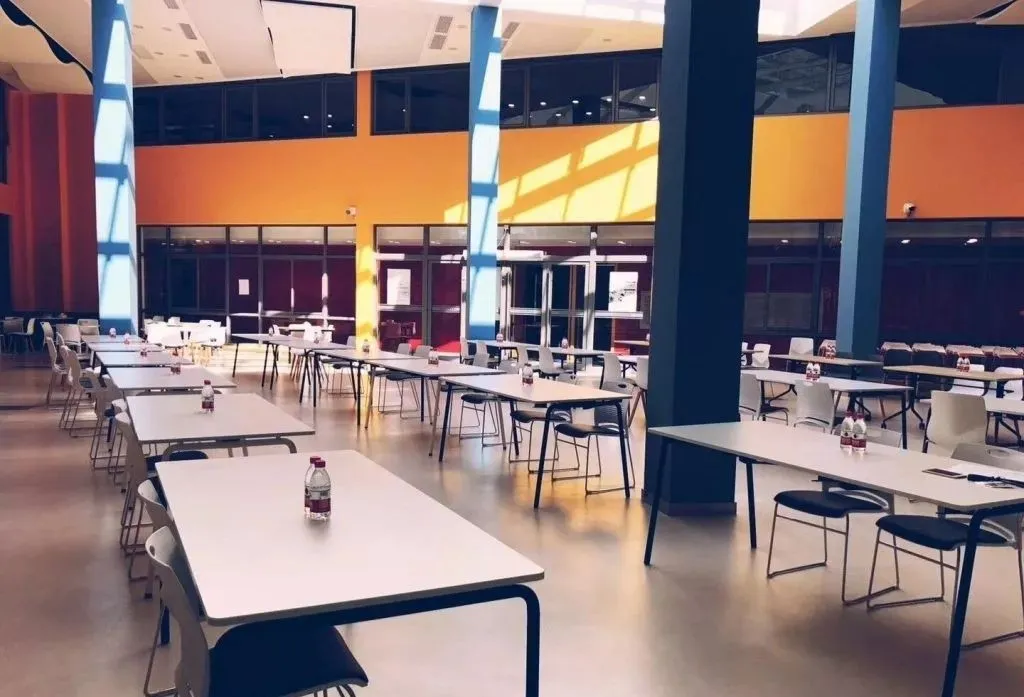 沪上最美10所公办&10所民办小学大PK，谁是魔都颜值担当？