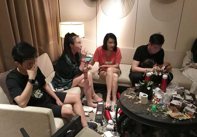 安徽两未成年少女吸食“笑气”被抓！女孩“笑气”成瘾任人摆布