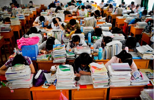 毛坦厂中学高考录取结果出炉，985院校寥寥无几，招生却依旧火爆