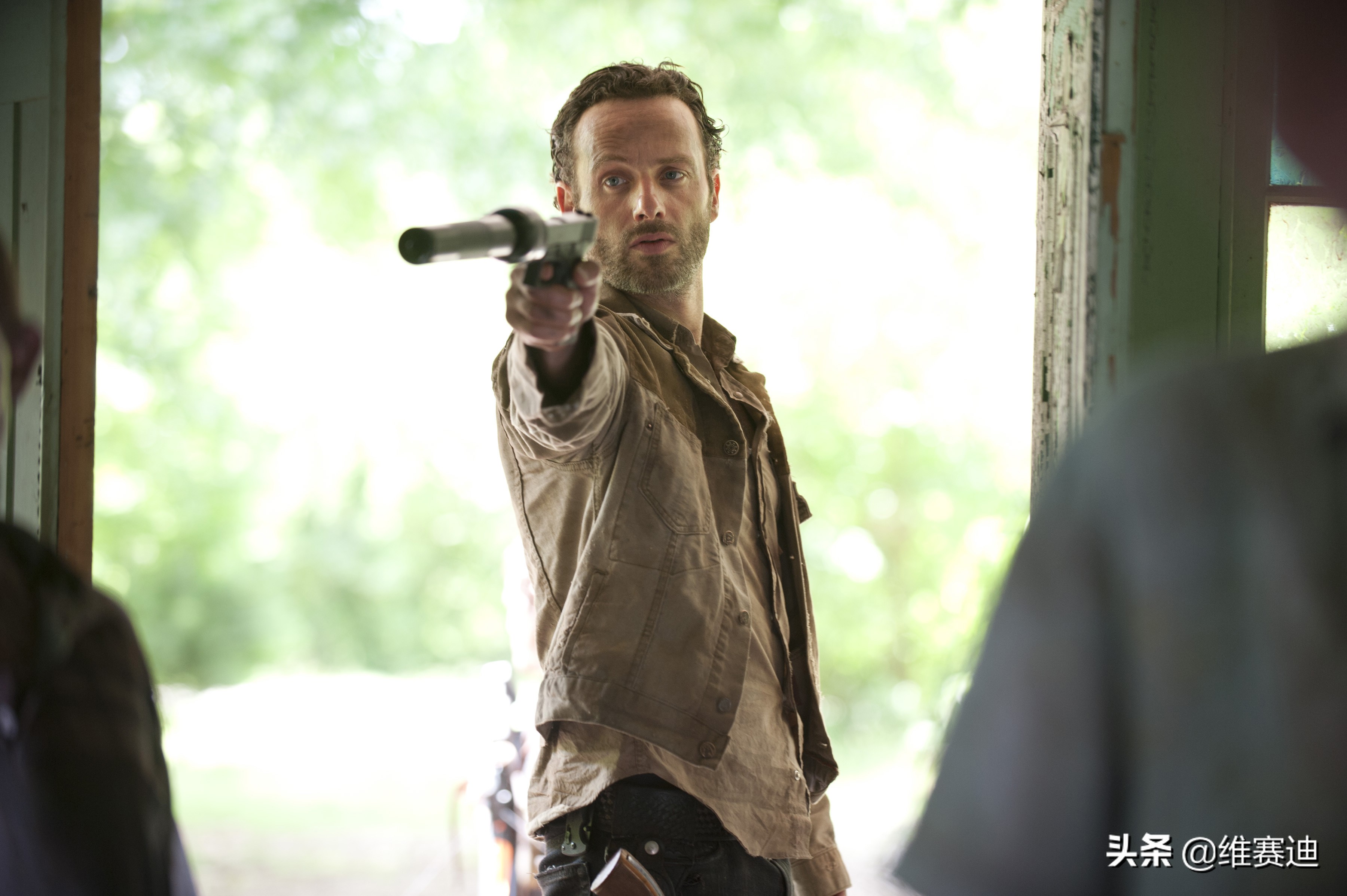 《行尸走肉》第一季:瑞克与肖恩的分歧,是理想与现实的较量