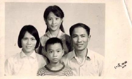 曾吃不上饭的刘嘉玲，却让许晋亨搬出家，影帝梁朝伟甘愿提出退圈