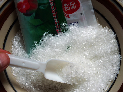 味精是什么做的（知识科普味精的主要成分）