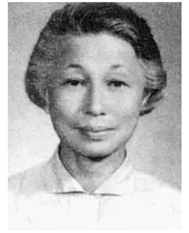 郭婉莹：曾因一双袜子要和未婚夫解除婚约，后遇渣男丈夫出轨寡妇