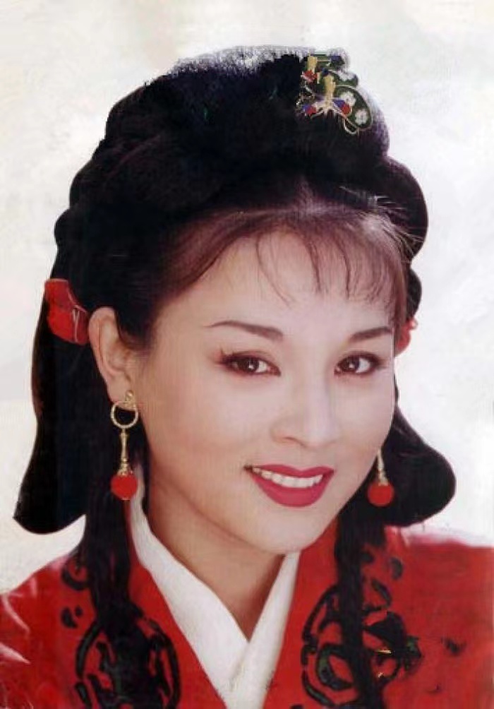 北方多出女汉子？这9位东北籍女星，个个柔情似水，性格却不娇气
