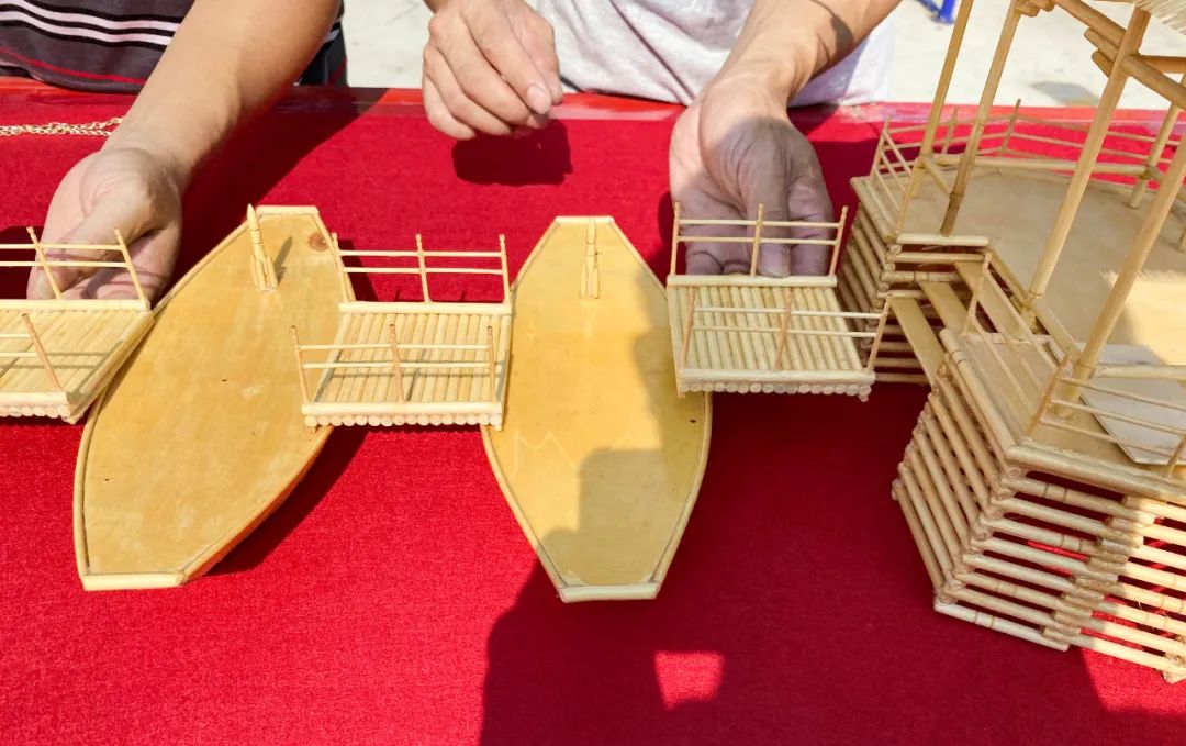 潮州他用竹签造了一座怀念母亲的湘子桥模型