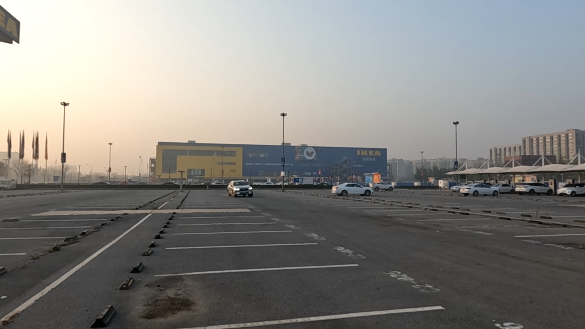 插混版与普通版有何不同，试驾体验XC60插电式混动版