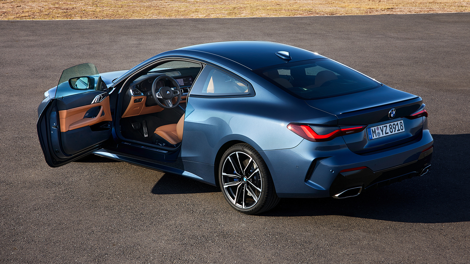 宝马420i双门轿跑图片(这大鼻孔我服气) - 四帝国车市