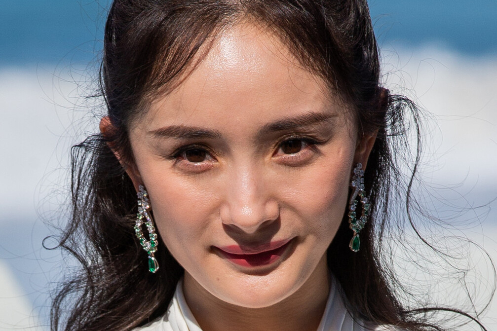 杨幂的上位史和她的绯闻男友们，黑料满满的她如何走到今天这一步