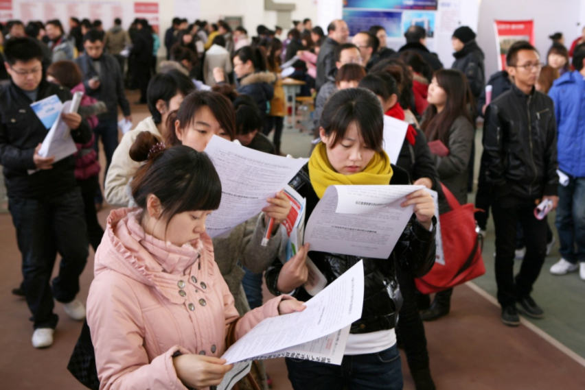 招聘空姐的基本要求（国企南方航空秋季招聘）