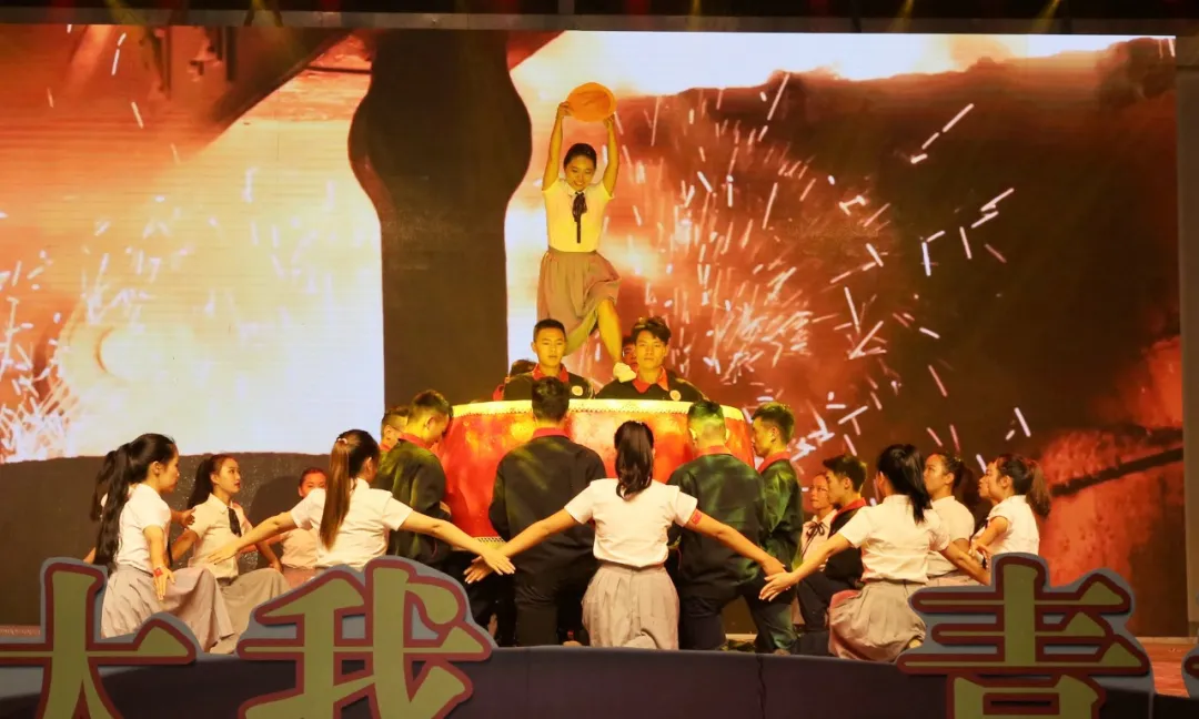 昆明冶金高等专科学校建校69周年 再创辉煌