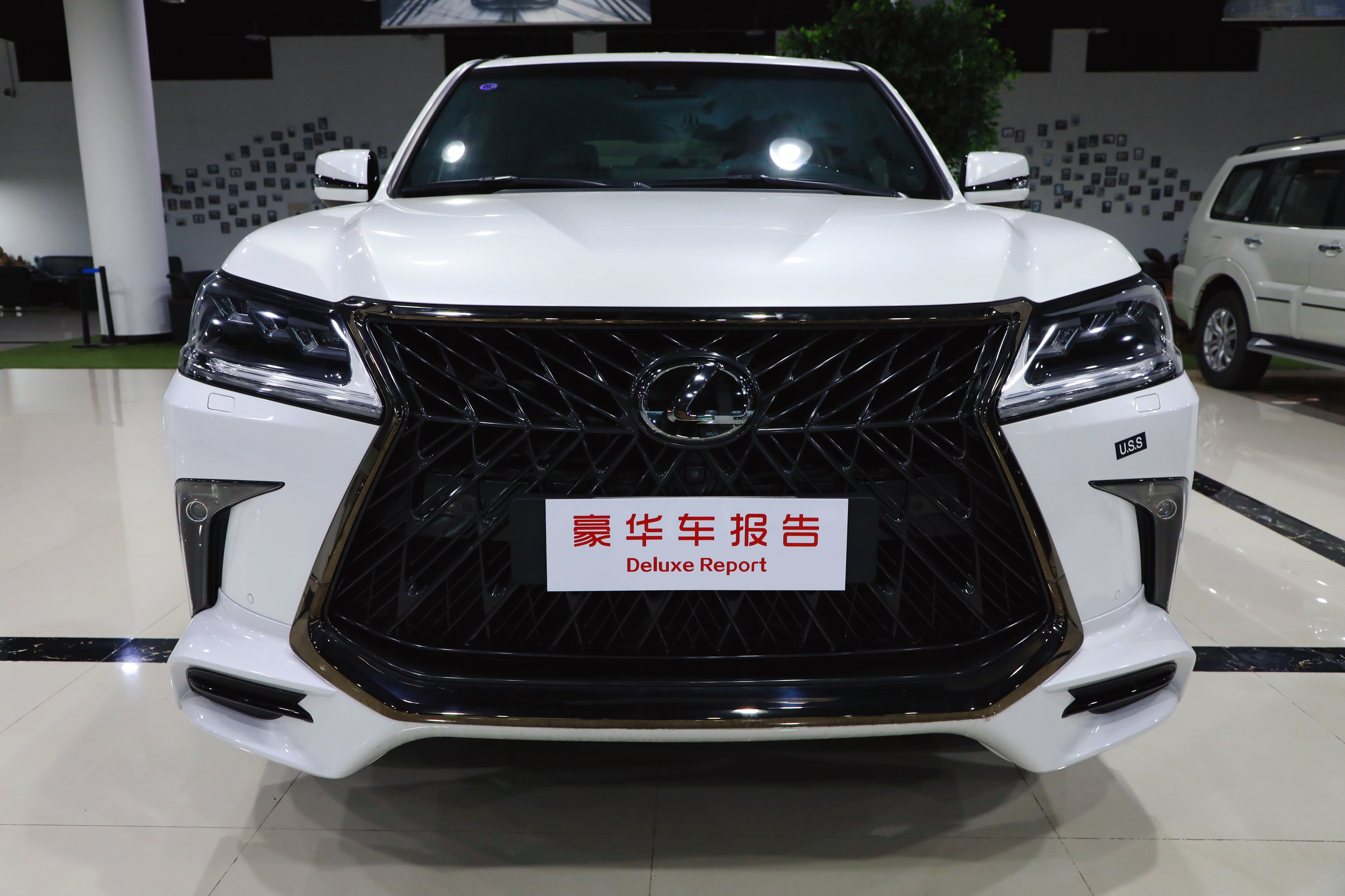 霸道陆巡历史重演？雷克萨斯LX570国六落地，涨到300万值得买吗？