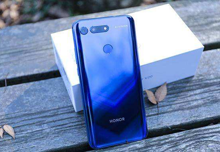 华为荣耀v20多少钱(从2999暴跌到1599,目前荣耀v20无人问,结果很现实)