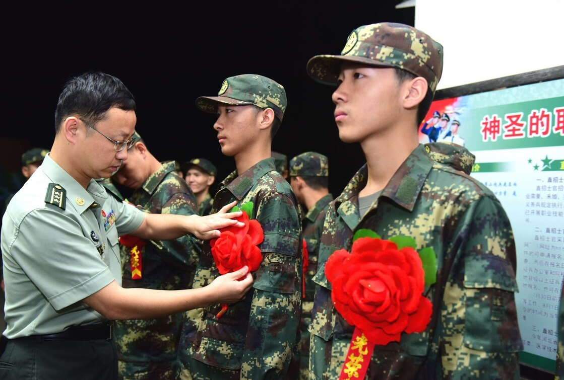 大学生当兵政审内容包括什么（2021年征兵有变化）