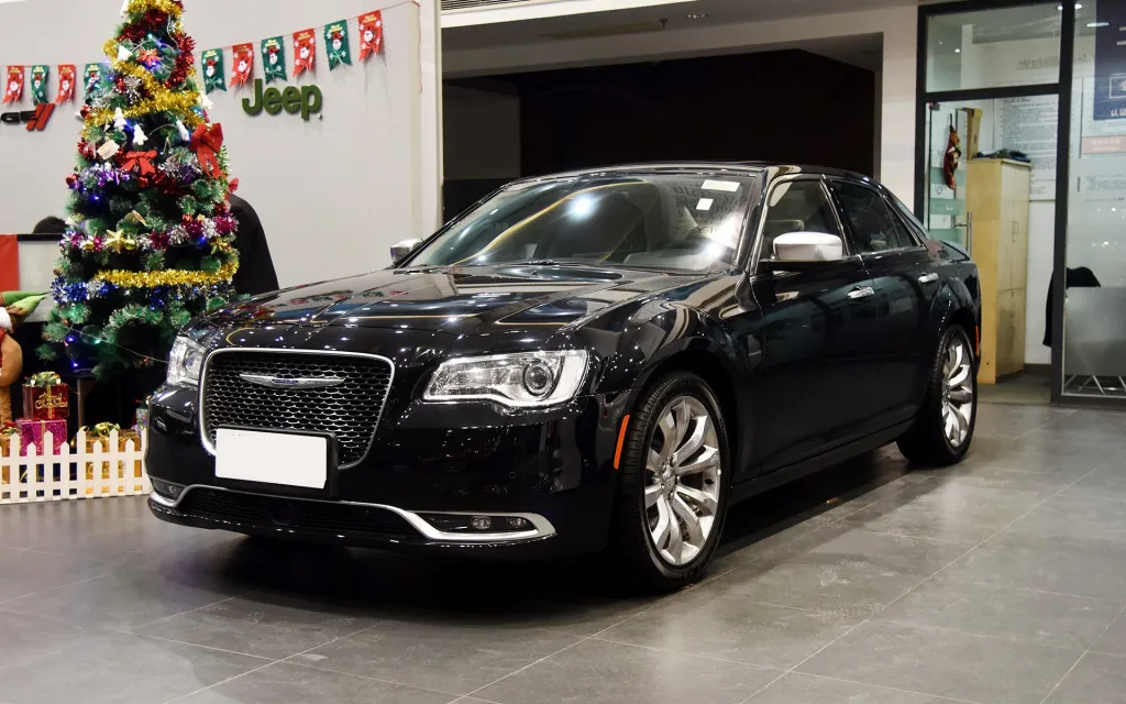 车300:美国版劳斯莱斯,玛莎拉蒂同款内饰,40万起售却卖不动