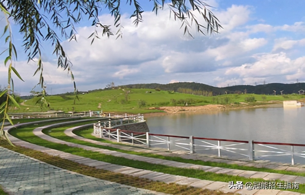 四川成都有哪些卫生学校-哪些卫校升学率高-签就业协议吗？