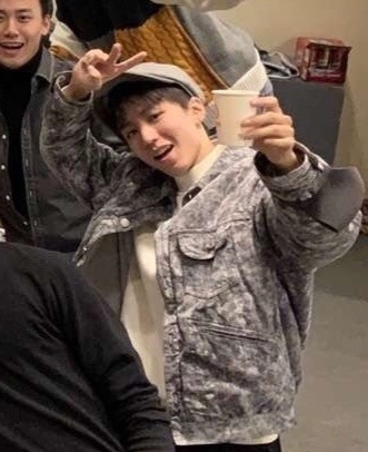 王俊凯大学班级气氛融洽，戴