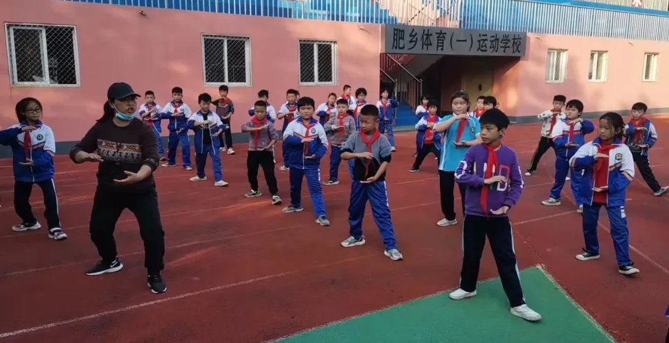 肥乡区明德小学社团活动展示