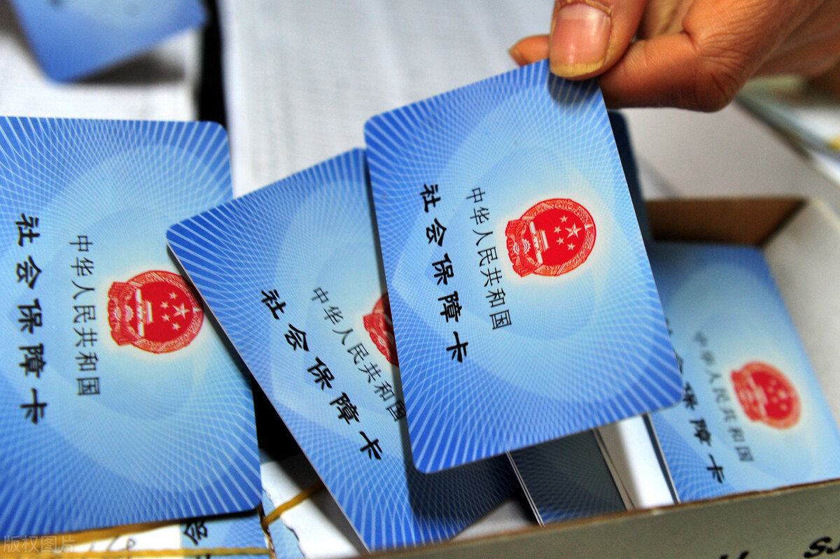 11名全国人大代表反映，居民医保筹资标准每年调增影响参保扩面，国家医保局答复