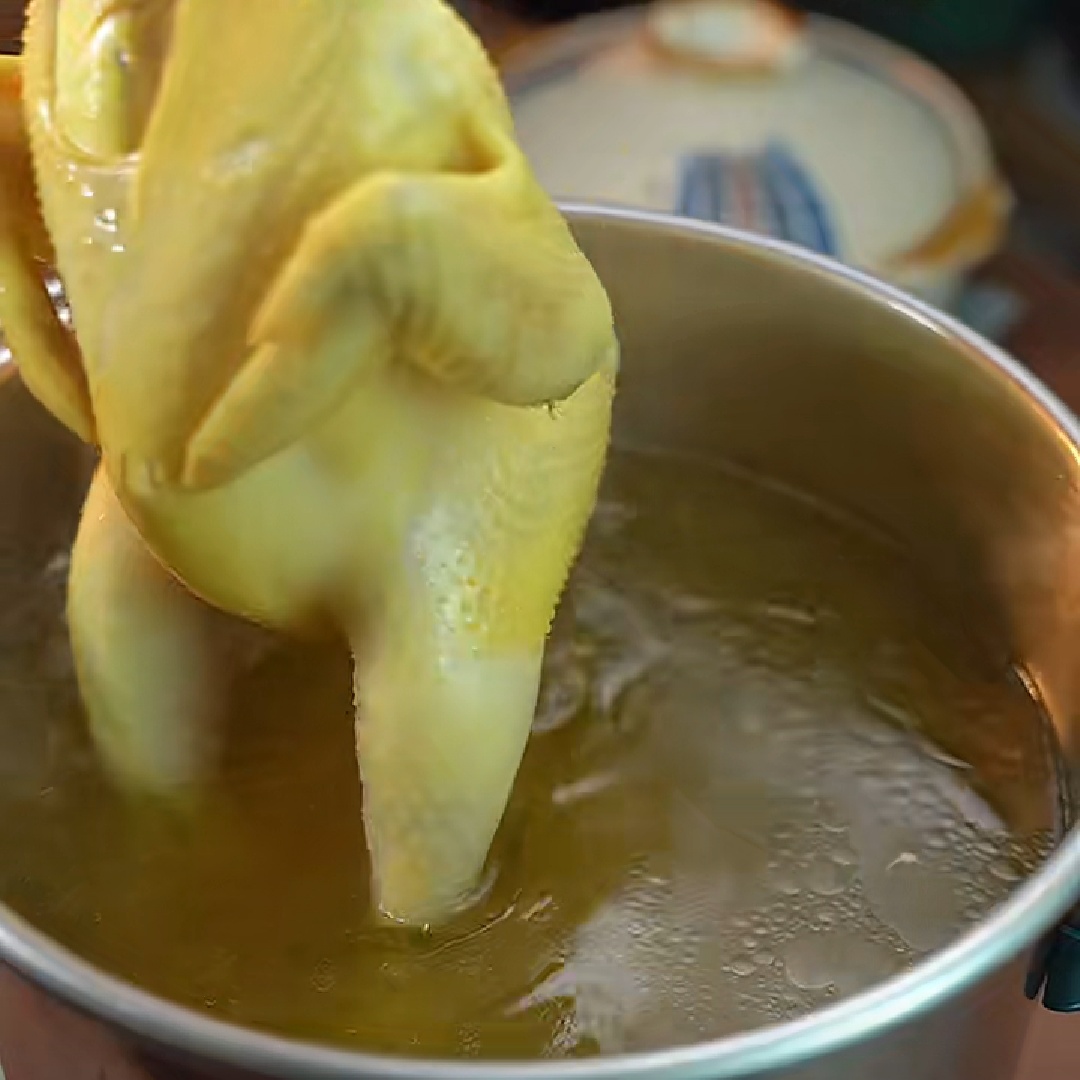 脆皮手撕鸡怎样做皮脆肉嫩，大厨教你5个知识点，保留营养不流失