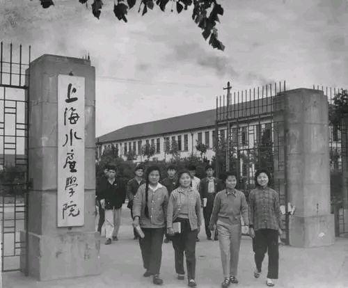 消失的行业高校名字：粮食学院、冶金学院、矿冶学院、农机建材等