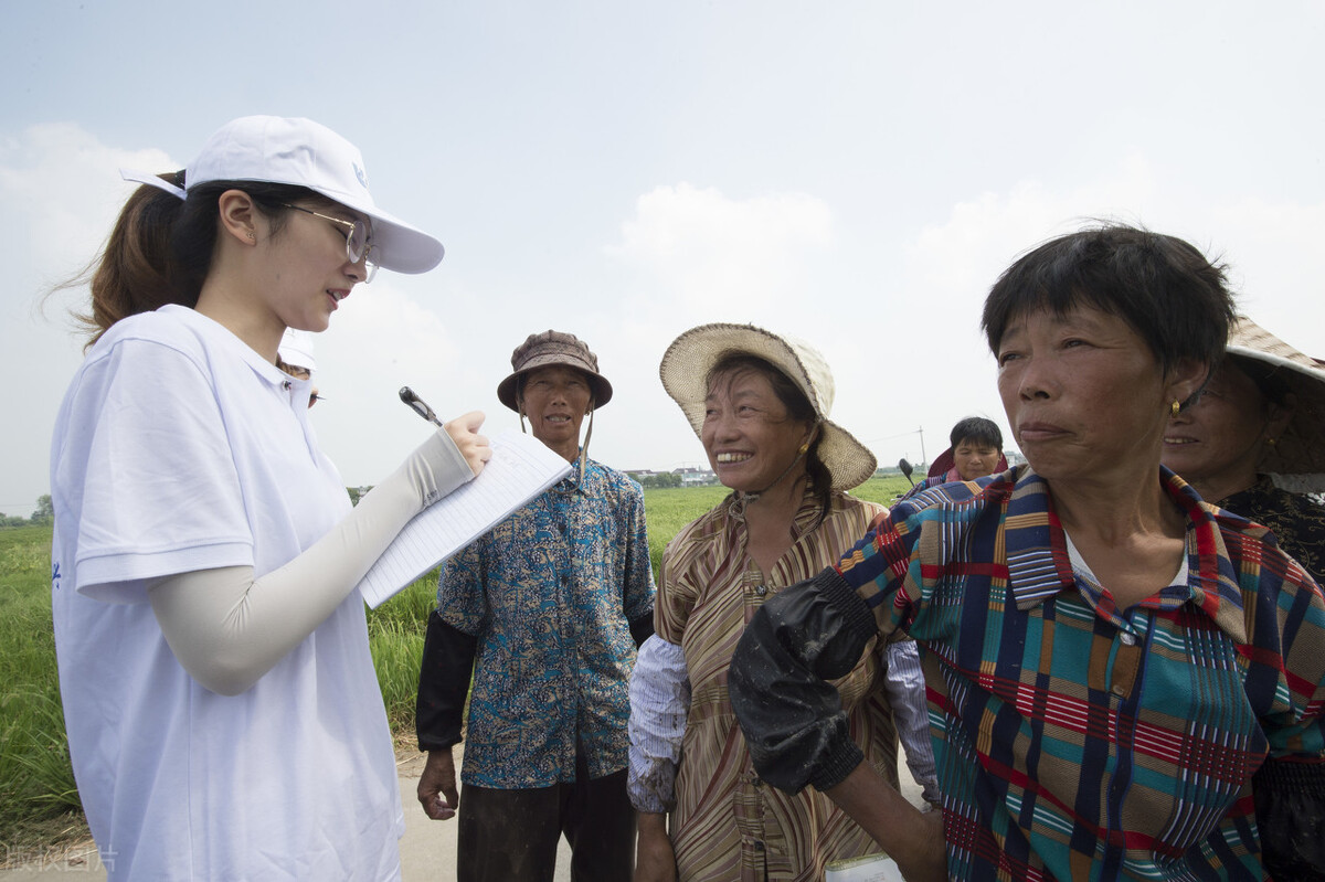 最容易考上公务员的大学与专业，文科生和理科生大pk结局惨不忍睹